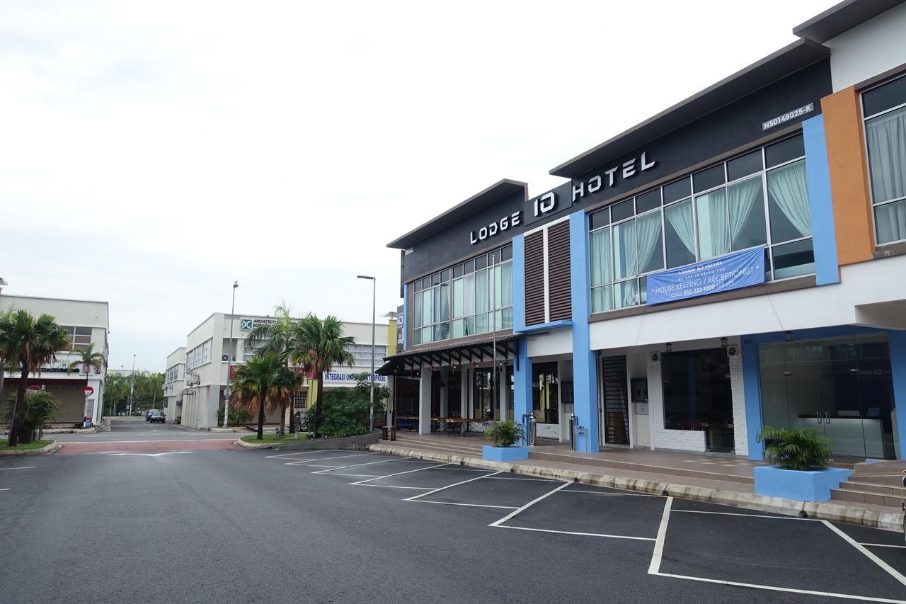 Lodge 10 Hotel Seremban Ngoại thất bức ảnh